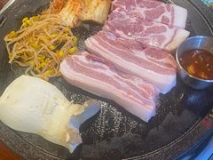 -Dombe豚(黑猪肉街店)