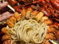 -龙巢盱眙龙虾·牛蛙·烧烤宵夜(八卦岭店)
