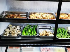 自助取餐区-老字号.雅克白族石板烧十年老店(大理古城店)