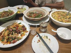 -韶山红湘菜馆·专做湘菜十六年(平原路店)