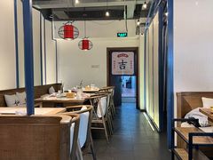 -尚尚仙·酸汤猪手·猪肚鸡火锅(华联万柳购物中心店)