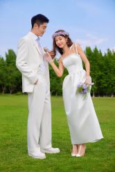 -至臻微拉婚纱摄影