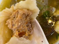 蟹黄汤包-苏亦铭馄饨店(凤凰西街店)