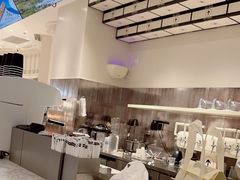 -HOT CRUSH趁热集合·现烤面包(环球港店)