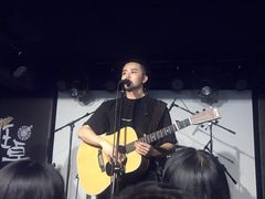 -月亮瓦肆音乐酒吧(环山路店)