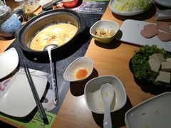 -洪氏嗨捞·广东猪肚鸡·椰子鸡火锅(西咸万象城店)