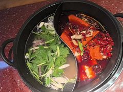 -赵美丽·重庆社区火锅·直营店(火车东站·中豪国际店)