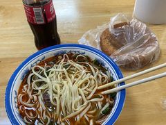 -魏旺湖北正宗牛肉面(硚口公园店)