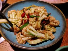 -吃饭皇帝大土家民族菜(正大广场店)