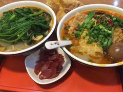 -螺小胖柳州螺蛳粉(钟楼总店)