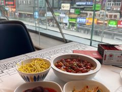 -靓虾二哥长沙地标小龙虾(五一广场店)