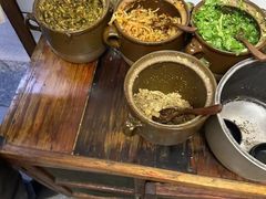 -矮子粉店1985·长沙米粉(湘春路店)