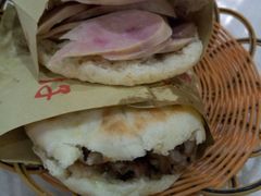 -生活本该如此北京小馆(周庄嘉园店)