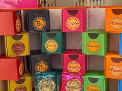 -VENCHI 闻绮(北京国贸商城店)