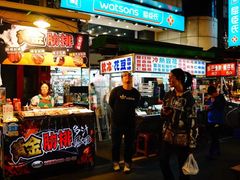 -六合夜市