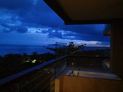 -三亚湾海居铂尔曼度假酒店