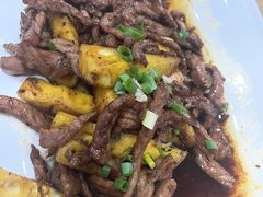 菠萝牛肉-柠静私家菜(石板巷店)
