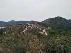 走的人多了，也就走了路-灵岩山风景区