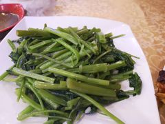 -维吾尔餐厅(宜山路店)