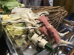 -钢管厂五区小郡肝串串香(滨江店)