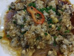 蒜蓉粉丝珍珠蚝-汇景花园酒家(基立下道店)