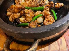 酱爆石锅蛙-绿茶餐厅