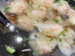 鲜肉小馄饨-舒蔡记生煎菜饭(云南中路店)