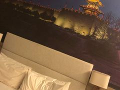 -西安大雁塔科技大学地铁站亚朵酒店