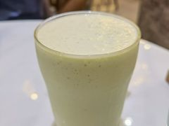 牛油果奶昔-丽莎沙拉轻食餐厅(国贸店)