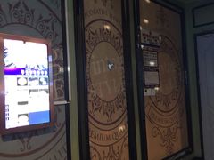 -欢乐迪KTV(南坪上海城店)