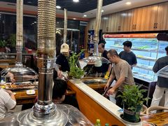 -哈尔滨小酒馆·鲜肉现穿自助烧烤(康新花园店)