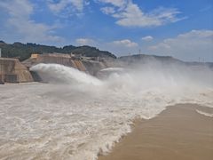 -黄河小浪底水利枢纽风景区