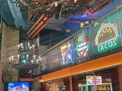 -Famous肥猫墨西哥音乐餐吧(五棵松华熙LIVE店)