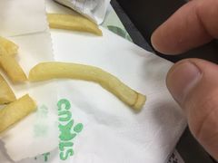 -华莱士·炸鸡汉堡(火车站店)