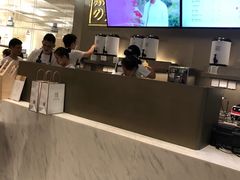 -奈雪的茶(市百一店)