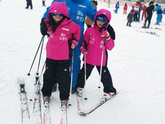 -亚布力新体委滑雪场