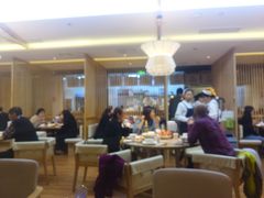 大堂-上关雪東北菜(中房金谊店)