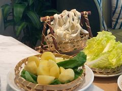 -椰子不语 椰子鸡火锅(淮海店)