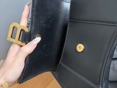 -小飞侠奢侈品回收 寄卖 养护(宝山宝龙广场店)