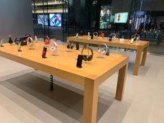 -Apple零售店(华贸购物中心店)
