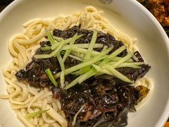 -军硕烤肉·部队火锅(二七万达店)