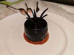 黑凤梨-大树餐厅(益田假日店)