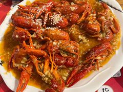 -李双猪·小龙虾·烧烤·羊肉煲(乐山店)