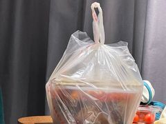 -周良天山牛杂城(天山路总店)