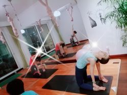 -Yvon yoga 瑜伽·精准体态管理中心