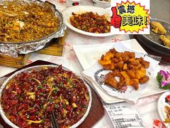 -堂瓦里·33年传统赣菜(第一街区店)