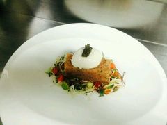 三文鱼冻糕配鲟鱼籽酱-上海和平饭店-华懋阁 The Cathay Room