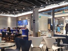 大堂-野萃山·潮汕厚果汁(十亩地店)