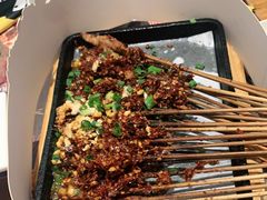 泼辣猪小串-木屋烧烤(坂田天安云谷店)