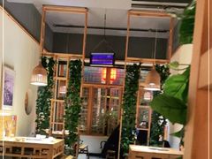 大堂-大众跷脚牛肉馆·非遗传承单位(峨眉山店)